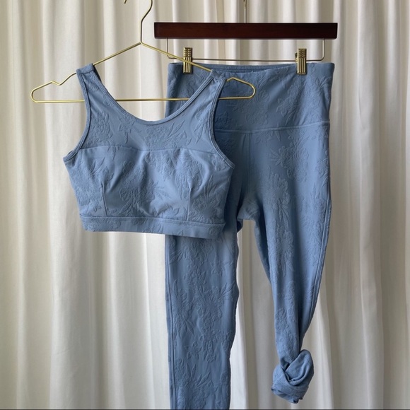 The Textured Blossom Legging in Ocean Blue Women’s Size Small - Picture 5 of 5